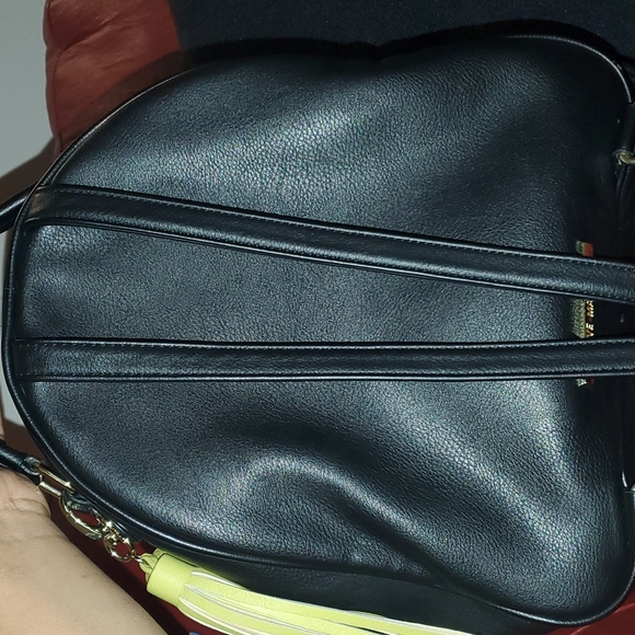 💚Steve Madden Black & Lime green backpack - Picture 7 of 13